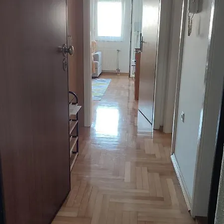 Elix Apartment